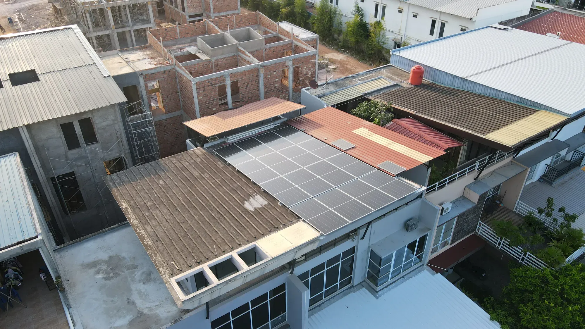 Tropicana Residence Rooftop Solar #2 — solar PV project by PT ANTS Global Sistem in Batam, Indonesia